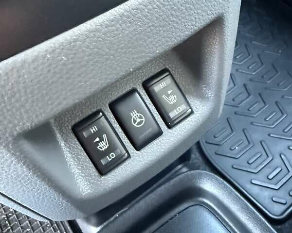 Білий Ніссан e-NV200, об'ємом двигуна 0 л та пробігом 161 тис. км за 9000 $, фото 31 на Automoto.ua