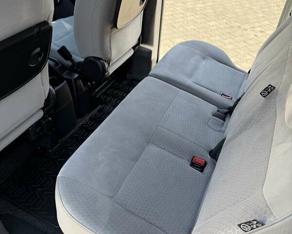 Белый Ниссан e-NV200, объемом двигателя 0 л и пробегом 161 тыс. км за 9400 $, фото 26 на Automoto.ua