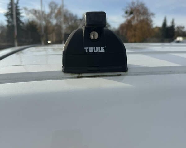 Белый Ниссан e-NV200, объемом двигателя 0 л и пробегом 117 тыс. км за 10750 $, фото 10 на Automoto.ua