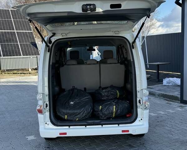 Білий Ніссан e-NV200, об'ємом двигуна 0 л та пробігом 161 тис. км за 9000 $, фото 25 на Automoto.ua