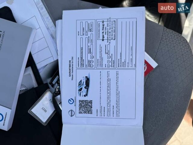 Белый Ниссан e-NV200, объемом двигателя 0 л и пробегом 161 тыс. км за 9400 $, фото 38 на Automoto.ua