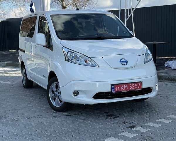 Білий Ніссан e-NV200, об'ємом двигуна 0 л та пробігом 161 тис. км за 9000 $, фото 15 на Automoto.ua