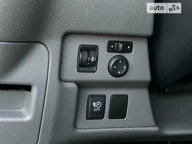 Білий Ніссан e-NV200, об'ємом двигуна 0 л та пробігом 82 тис. км за 16900 $, фото 21 на Automoto.ua