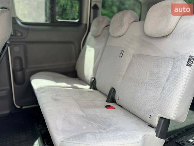 Белый Ниссан e-NV200, объемом двигателя 0 л и пробегом 161 тыс. км за 11600 $, фото 16 на Automoto.ua