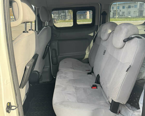 Белый Ниссан e-NV200, объемом двигателя 0 л и пробегом 117 тыс. км за 10750 $, фото 12 на Automoto.ua