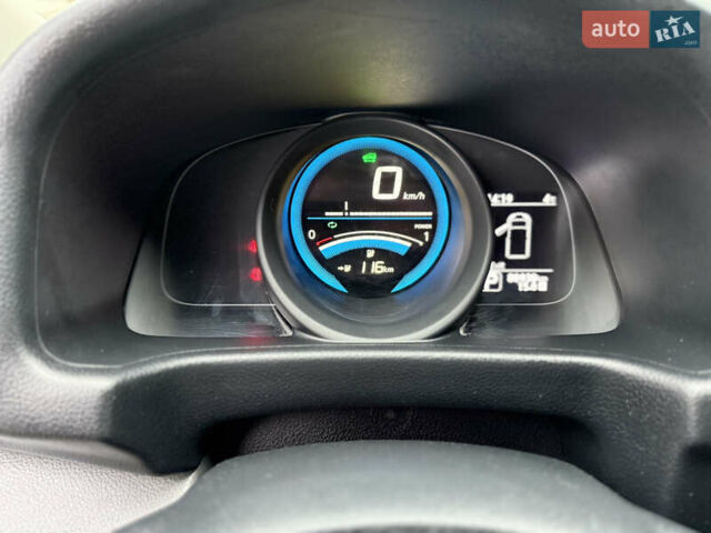 Белый Ниссан e-NV200, объемом двигателя 0 л и пробегом 88 тыс. км за 12350 $, фото 13 на Automoto.ua