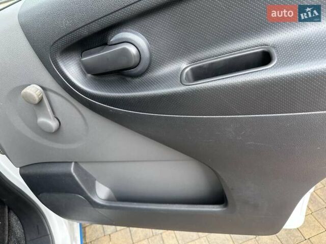 Білий Ніссан e-NV200, об'ємом двигуна 0 л та пробігом 29 тис. км за 10799 $, фото 36 на Automoto.ua