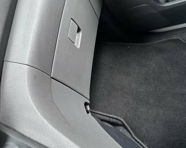 Білий Ніссан e-NV200, об'ємом двигуна 0 л та пробігом 29 тис. км за 10799 $, фото 32 на Automoto.ua