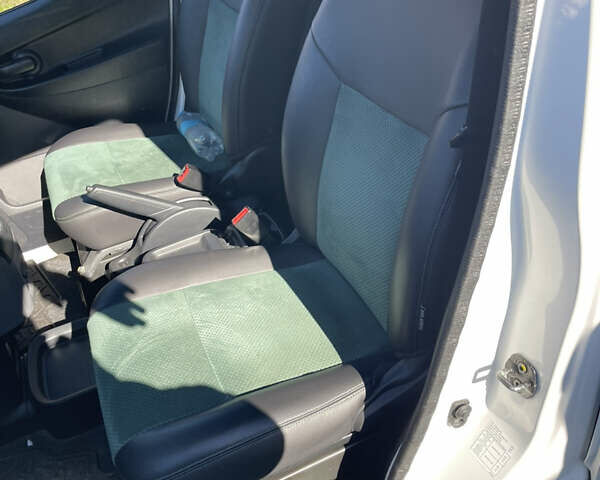 Белый Ниссан e-NV200, объемом двигателя 0 л и пробегом 107 тыс. км за 6000 $, фото 7 на Automoto.ua