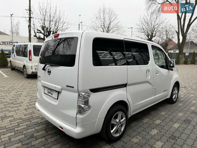 Белый Ниссан e-NV200, объемом двигателя 0 л и пробегом 88 тыс. км за 12350 $, фото 5 на Automoto.ua