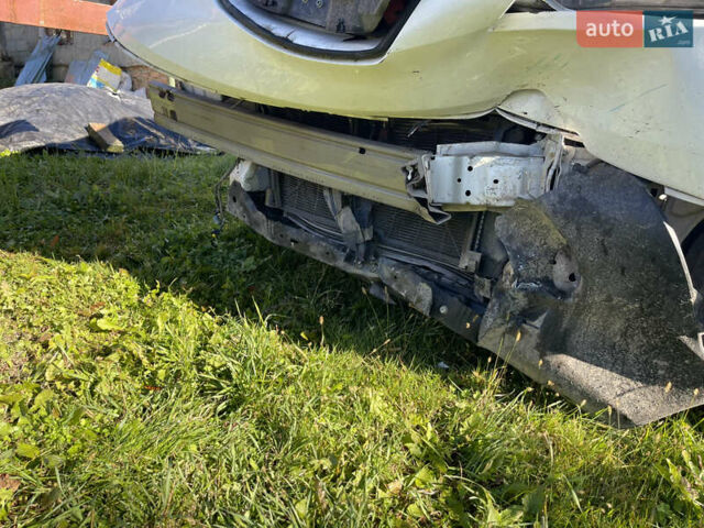 Белый Ниссан e-NV200, объемом двигателя 0 л и пробегом 107 тыс. км за 6000 $, фото 2 на Automoto.ua