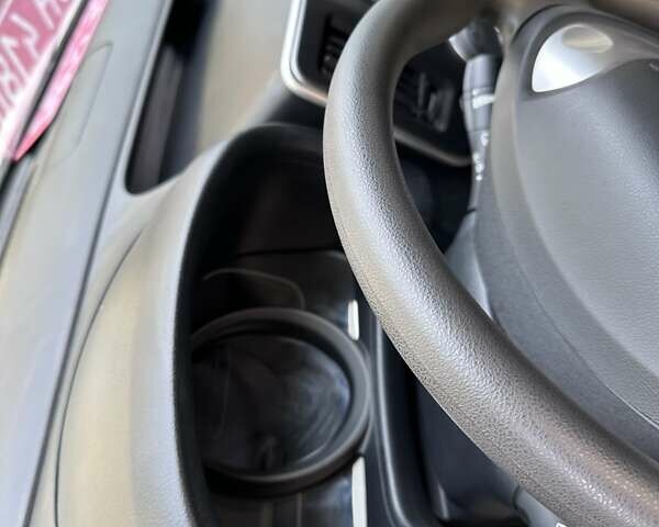 Білий Ніссан e-NV200, об'ємом двигуна 0 л та пробігом 29 тис. км за 10799 $, фото 47 на Automoto.ua