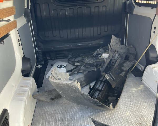 Белый Ниссан e-NV200, объемом двигателя 0 л и пробегом 107 тыс. км за 6000 $, фото 5 на Automoto.ua