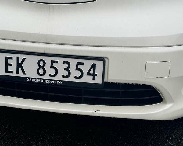 Белый Ниссан e-NV200, объемом двигателя 0 л и пробегом 132 тыс. км за 13200 $, фото 9 на Automoto.ua