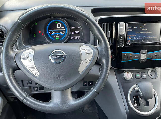 Белый Ниссан e-NV200, объемом двигателя 0 л и пробегом 132 тыс. км за 13200 $, фото 11 на Automoto.ua
