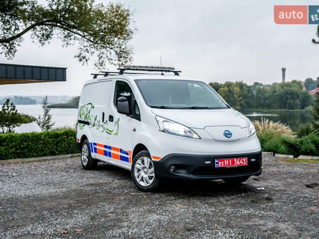 Білий Ніссан e-NV200, об'ємом двигуна 0 л та пробігом 82 тис. км за 13400 $, фото 34 на Automoto.ua