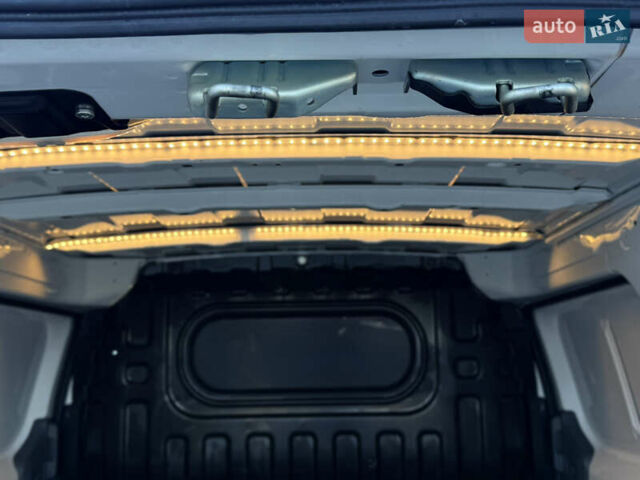 Білий Ніссан e-NV200, об'ємом двигуна 0 л та пробігом 52 тис. км за 14600 $, фото 13 на Automoto.ua