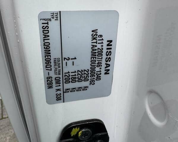 Белый Ниссан e-NV200, объемом двигателя 0 л и пробегом 125 тыс. км за 15900 $, фото 33 на Automoto.ua