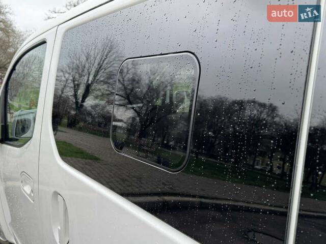 Білий Ніссан e-NV200, об'ємом двигуна 0 л та пробігом 179 тис. км за 15300 $, фото 22 на Automoto.ua