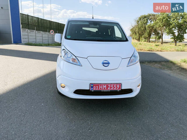 Белый Ниссан e-NV200, объемом двигателя 0 л и пробегом 124 тыс. км за 14900 $, фото 12 на Automoto.ua
