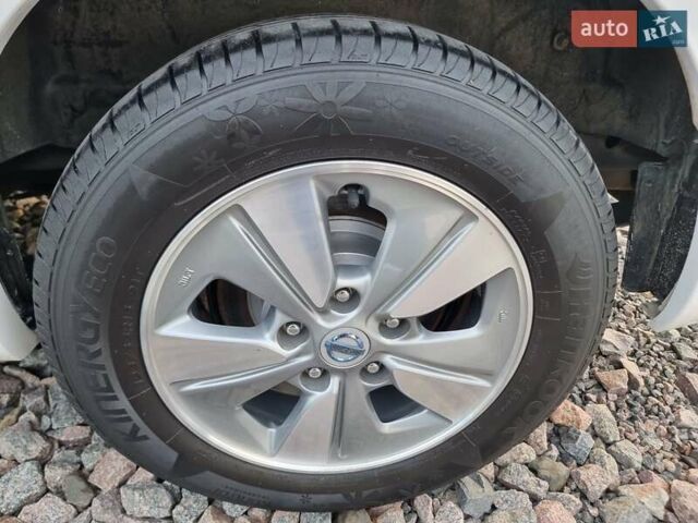 Белый Ниссан e-NV200, объемом двигателя 0 л и пробегом 202 тыс. км за 13300 $, фото 32 на Automoto.ua