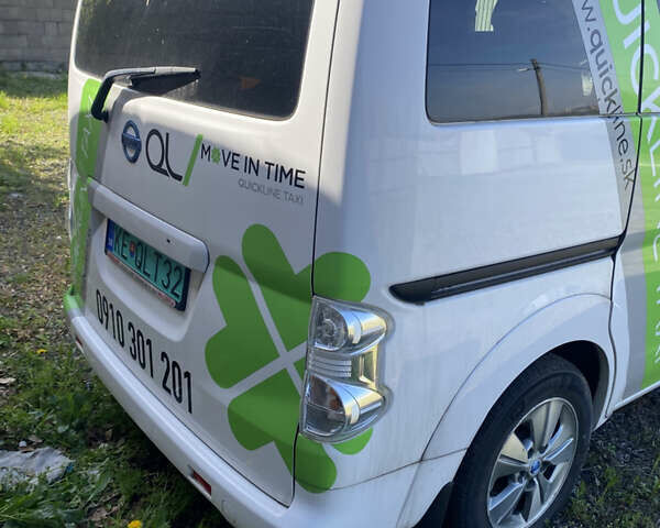 Білий Ніссан e-NV200, об'ємом двигуна 0 л та пробігом 177 тис. км за 13942 $, фото 6 на Automoto.ua