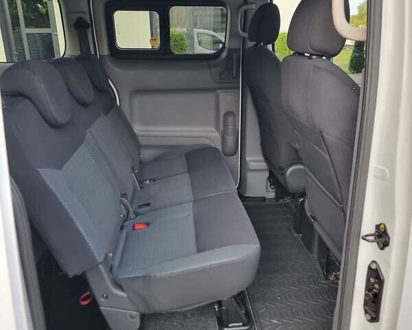 Белый Ниссан e-NV200, объемом двигателя 0 л и пробегом 202 тыс. км за 13300 $, фото 20 на Automoto.ua