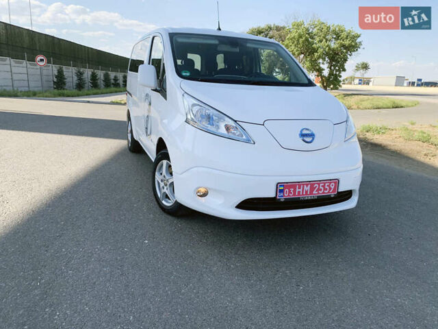 Белый Ниссан e-NV200, объемом двигателя 0 л и пробегом 124 тыс. км за 14900 $, фото 11 на Automoto.ua