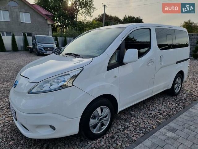 Белый Ниссан e-NV200, объемом двигателя 0 л и пробегом 202 тыс. км за 13300 $, фото 9 на Automoto.ua