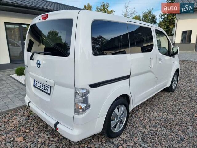 Белый Ниссан e-NV200, объемом двигателя 0 л и пробегом 202 тыс. км за 13300 $, фото 4 на Automoto.ua