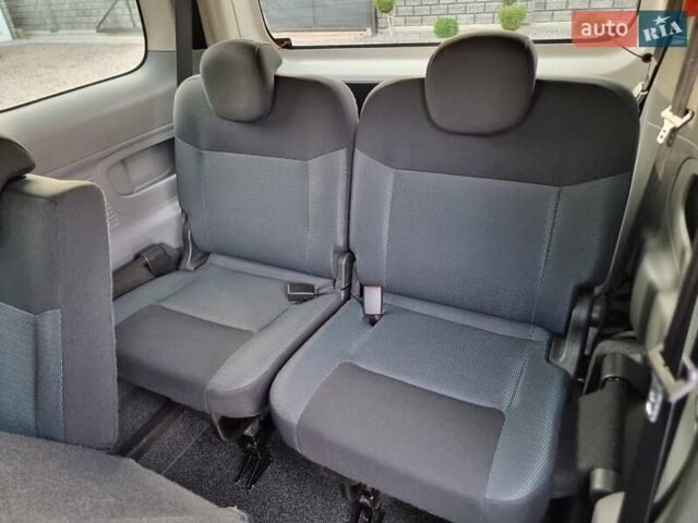 Белый Ниссан e-NV200, объемом двигателя 0 л и пробегом 202 тыс. км за 13300 $, фото 24 на Automoto.ua