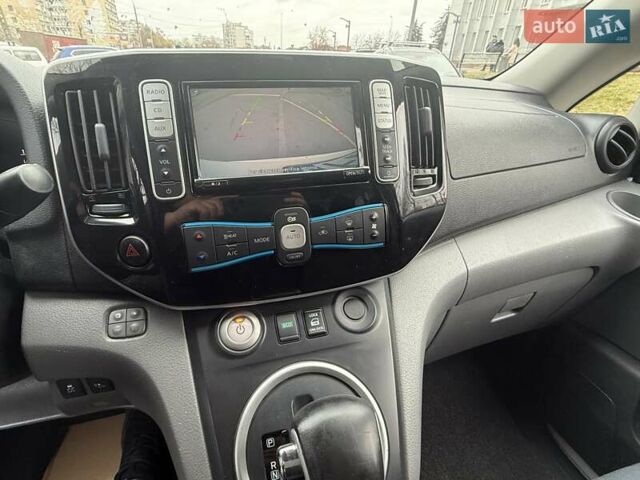 Білий Ніссан e-NV200, об'ємом двигуна 0 л та пробігом 35 тис. км за 17500 $, фото 13 на Automoto.ua