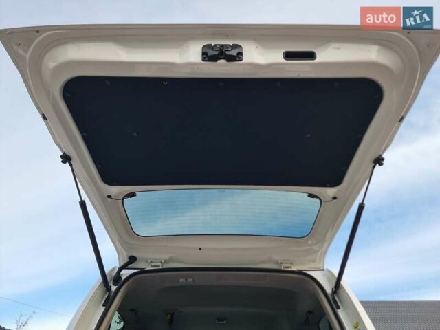 Белый Ниссан e-NV200, объемом двигателя 0 л и пробегом 202 тыс. км за 13300 $, фото 29 на Automoto.ua