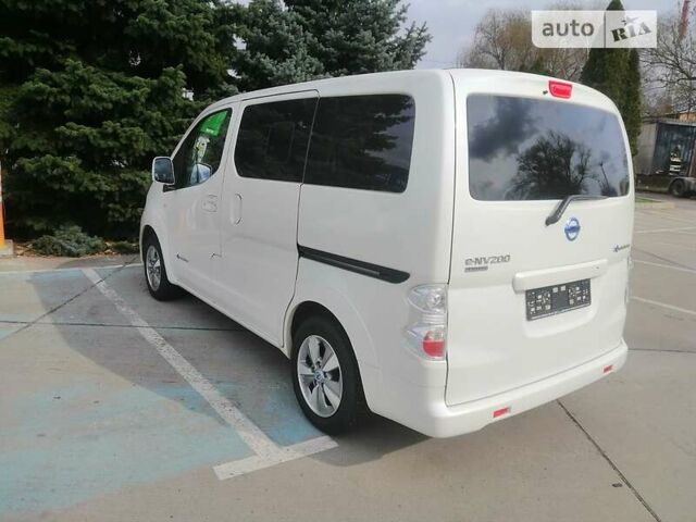 Білий Ніссан e-NV200, об'ємом двигуна 0 л та пробігом 61 тис. км за 27900 $, фото 24 на Automoto.ua