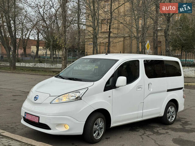 Білий Ніссан e-NV200, об'ємом двигуна 0 л та пробігом 179 тис. км за 15300 $, фото 7 на Automoto.ua