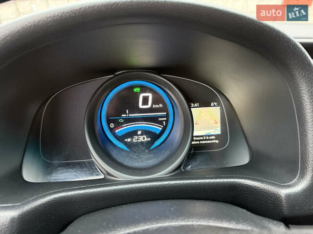 Белый Ниссан e-NV200, объемом двигателя 0 л и пробегом 50 тыс. км за 17899 $, фото 51 на Automoto.ua