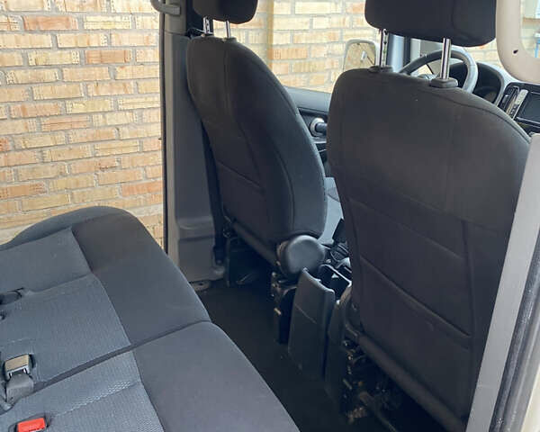 Белый Ниссан e-NV200, объемом двигателя 0 л и пробегом 47 тыс. км за 17888 $, фото 22 на Automoto.ua