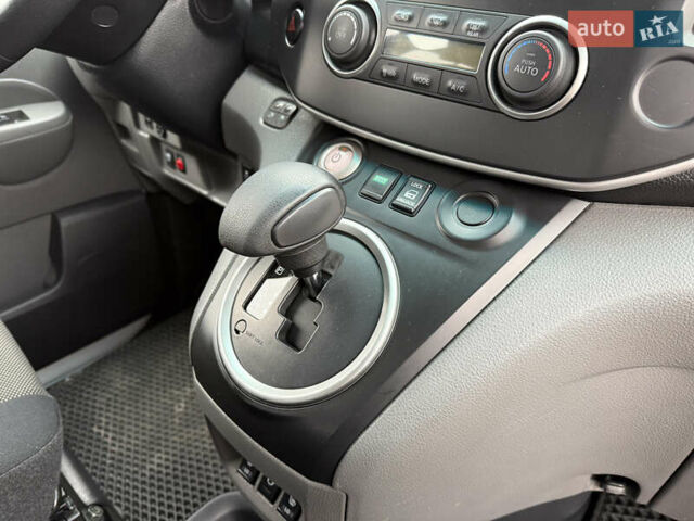 Белый Ниссан e-NV200, объемом двигателя 0 л и пробегом 50 тыс. км за 17899 $, фото 23 на Automoto.ua