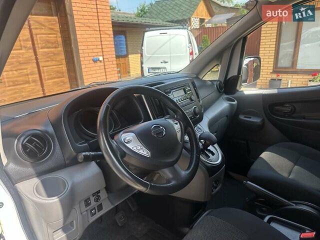 Белый Ниссан e-NV200, объемом двигателя 0 л и пробегом 19 тыс. км за 14700 $, фото 18 на Automoto.ua