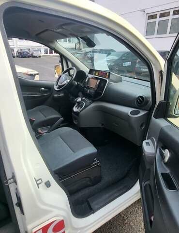 Бежевий Ніссан e-NV200, об'ємом двигуна 0 л та пробігом 140 тис. км за 16900 $, фото 5 на Automoto.ua