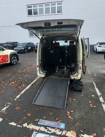 Бежевий Ніссан e-NV200, об'ємом двигуна 0 л та пробігом 140 тис. км за 16900 $, фото 7 на Automoto.ua