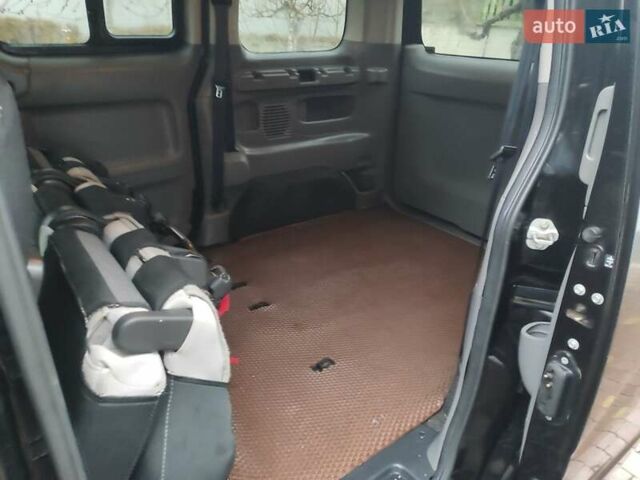 Черный Ниссан e-NV200, объемом двигателя 0 л и пробегом 63 тыс. км за 10200 $, фото 15 на Automoto.ua