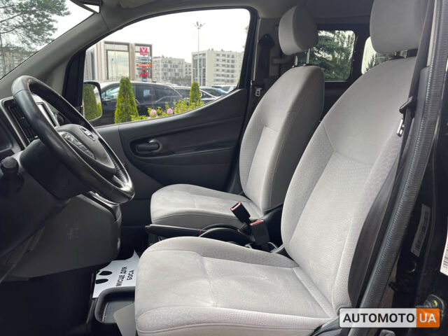 Чорний Ніссан e-NV200, об'ємом двигуна 24 л та пробігом 79 тис. км за 14499 $, фото 14 на Automoto.ua