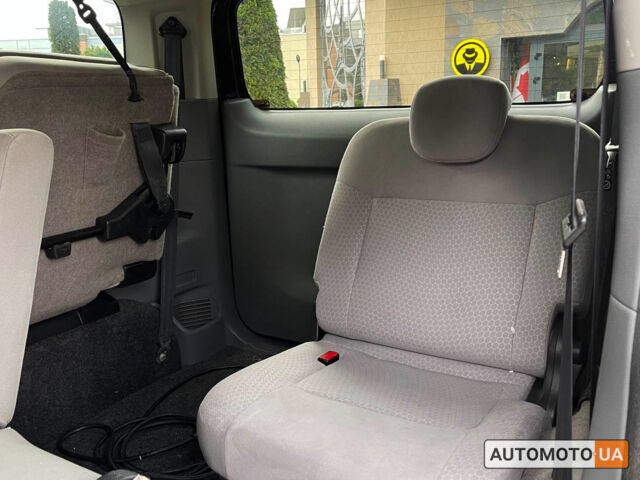 Чорний Ніссан e-NV200, об'ємом двигуна 24 л та пробігом 79 тис. км за 14499 $, фото 17 на Automoto.ua