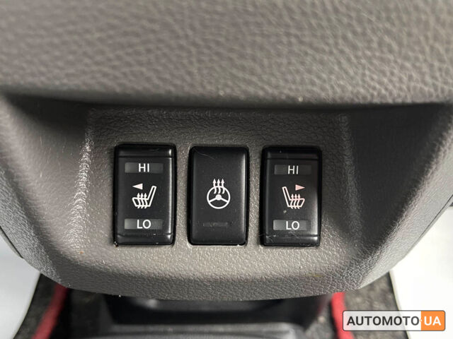 Чорний Ніссан e-NV200, об'ємом двигуна 24 л та пробігом 79 тис. км за 14499 $, фото 13 на Automoto.ua