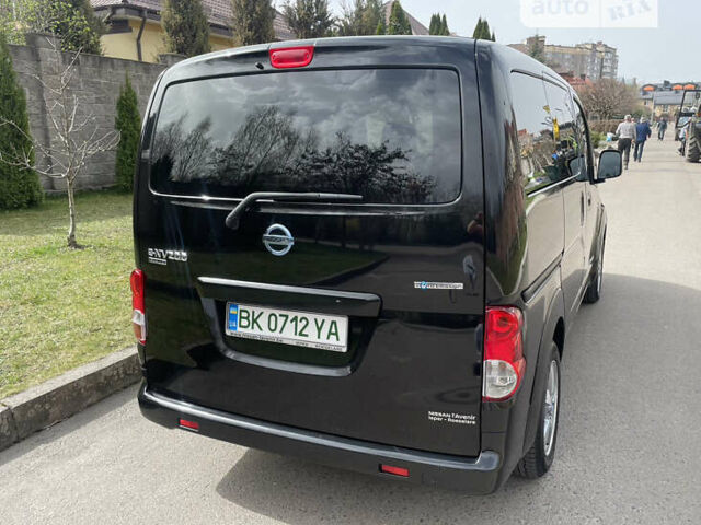 Чорний Ніссан e-NV200, об'ємом двигуна 0 л та пробігом 149 тис. км за 12000 $, фото 6 на Automoto.ua