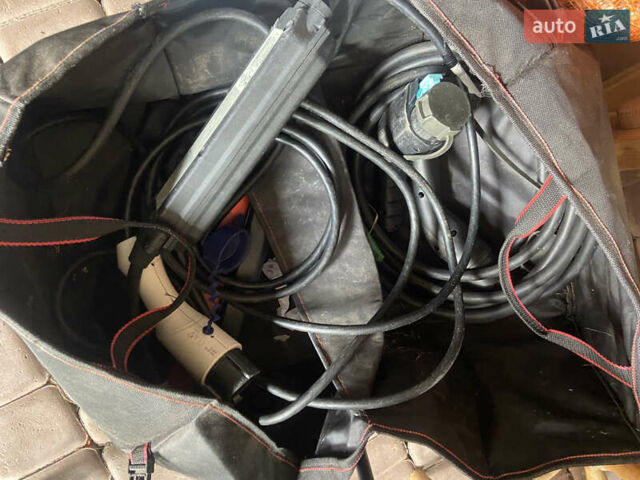 Черный Ниссан e-NV200, объемом двигателя 0 л и пробегом 48 тыс. км за 10850 $, фото 32 на Automoto.ua