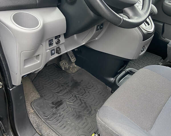 Черный Ниссан e-NV200, объемом двигателя 0 л и пробегом 48 тыс. км за 10500 $, фото 24 на Automoto.ua