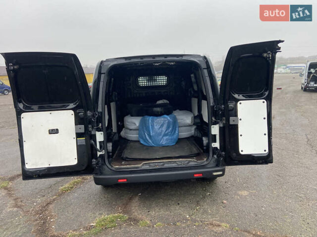 Черный Ниссан e-NV200, объемом двигателя 0 л и пробегом 48 тыс. км за 10500 $, фото 29 на Automoto.ua