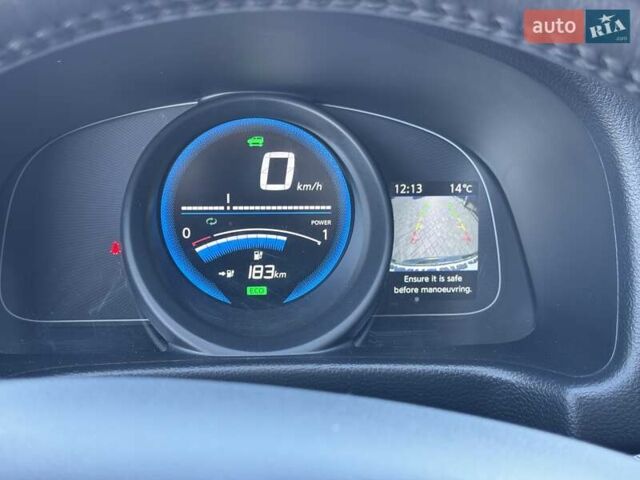 Черный Ниссан e-NV200, объемом двигателя 0 л и пробегом 32 тыс. км за 16900 $, фото 4 на Automoto.ua